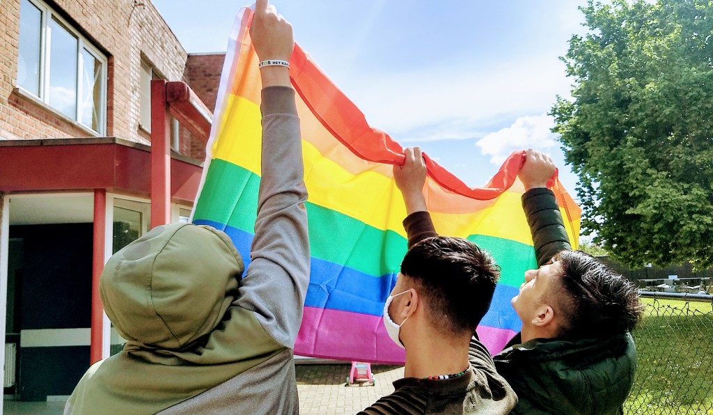 радужный флаг